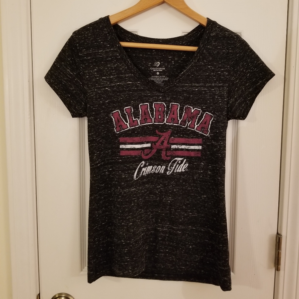 Alabama Crimson Tide Women's V Neckline T-shirt Size M